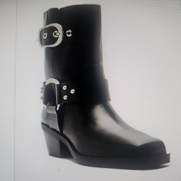 Arezzo Shoes - Arezzo Black Leather "Kaia" Boots. NIB. Size 7.5